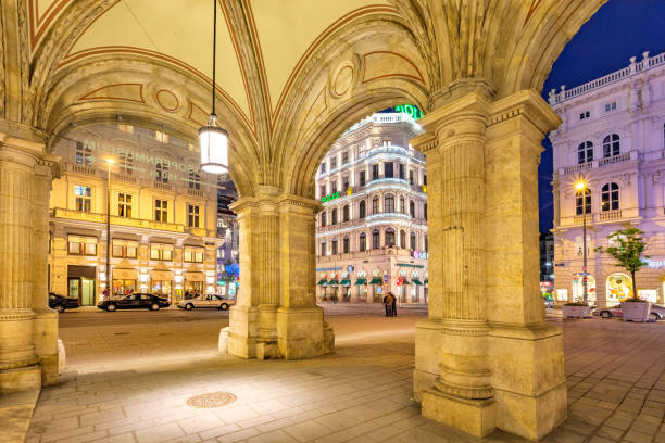 karntnerstraße-abends